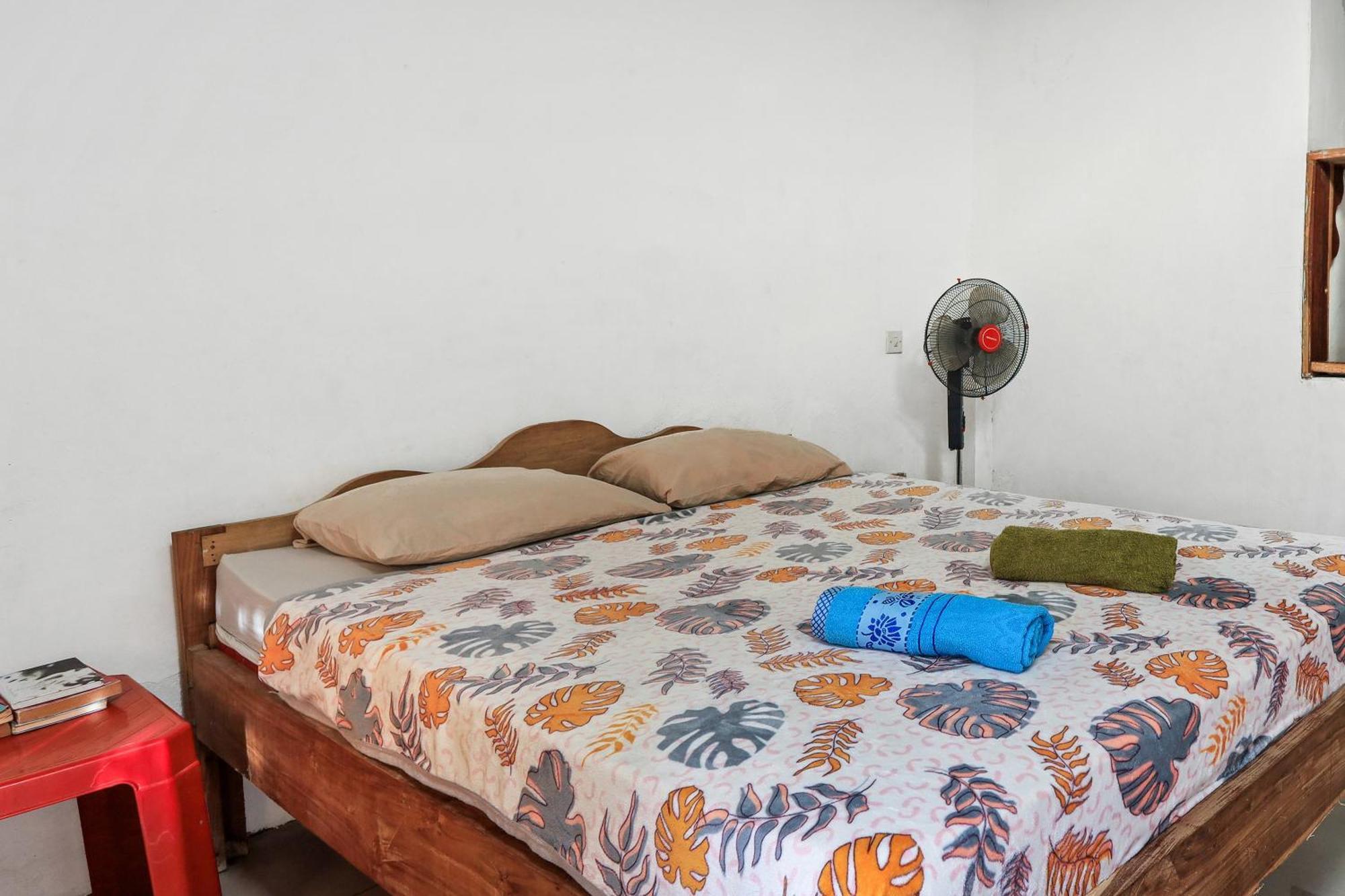Palulu Garden Homestay Labuan Bajo Exterior photo