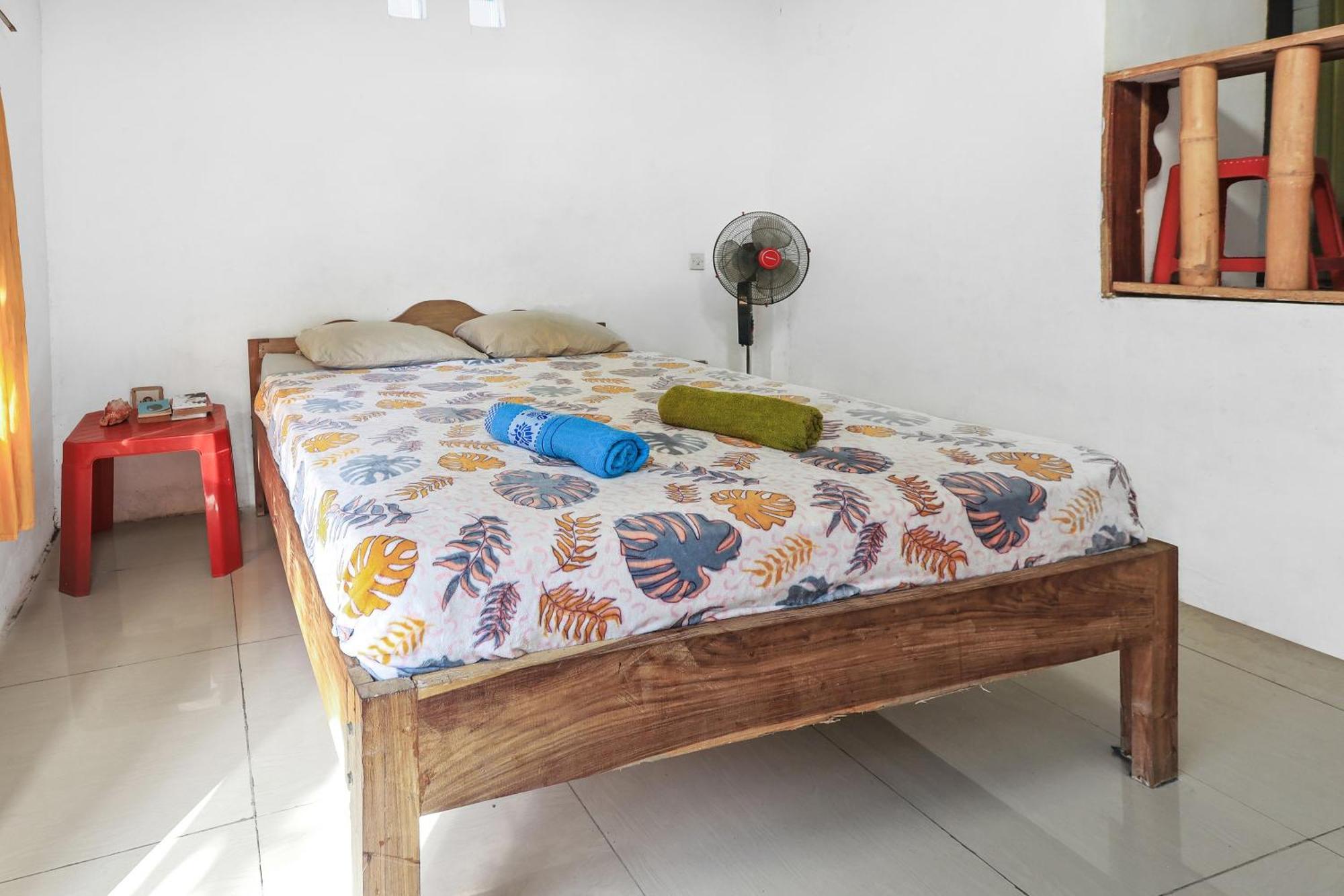 Palulu Garden Homestay Labuan Bajo Exterior photo